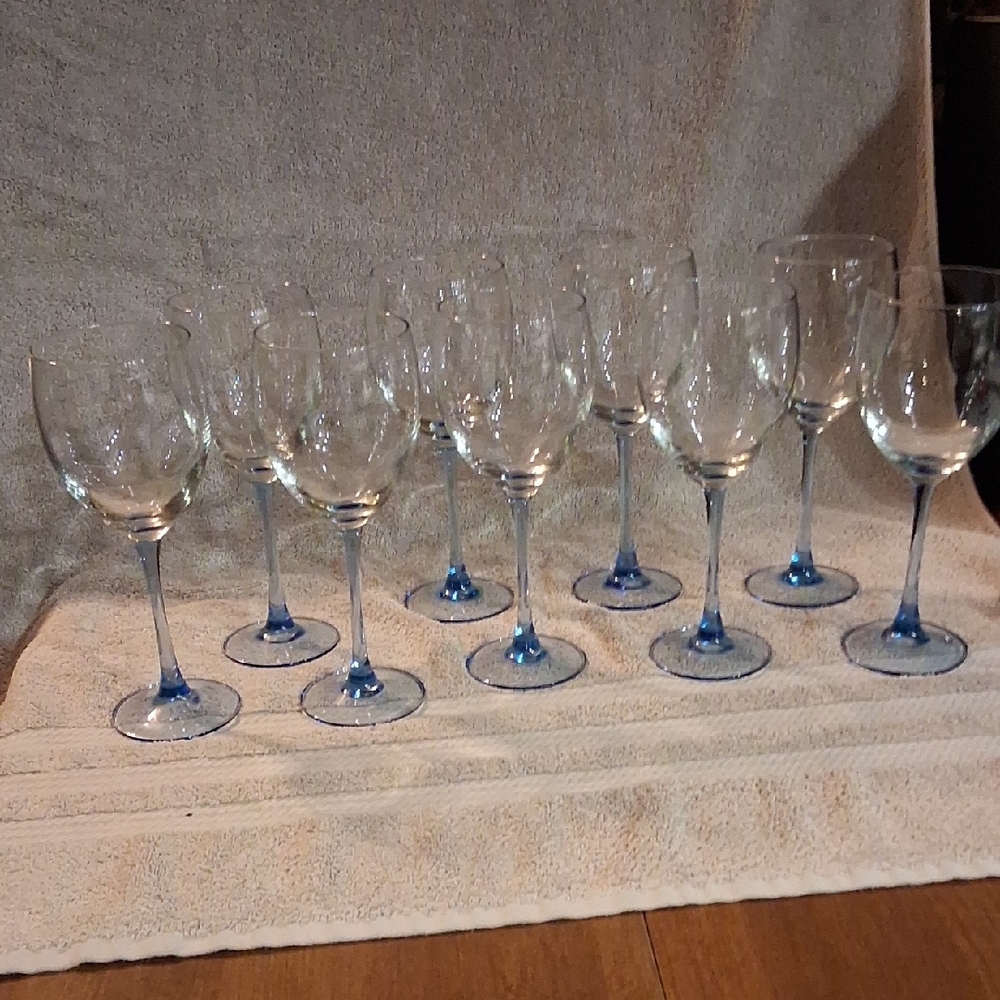 Blue Stem Wine Glass Set - Picture 1 of 1